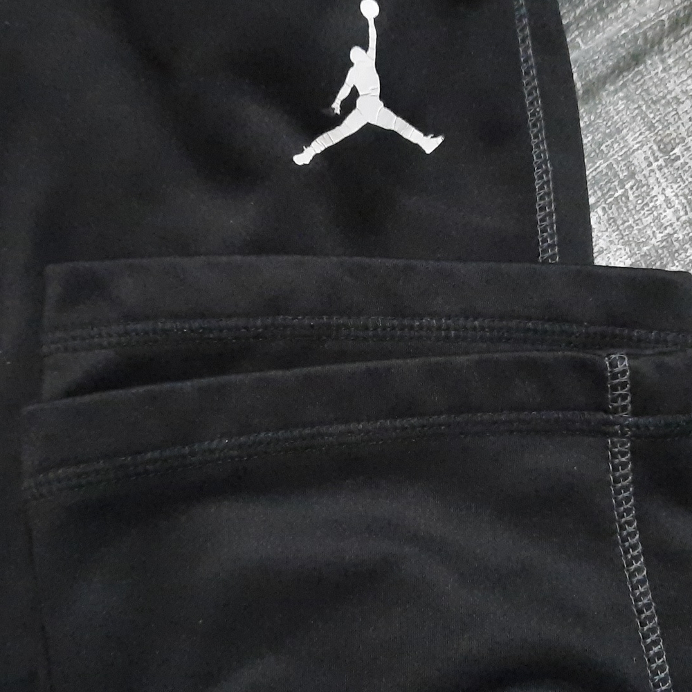 Jordan Bundle - Picture 12 of 15
